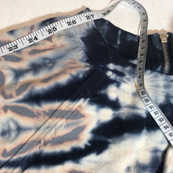 YFB NWOT LS tie dye sweatshirt Med So Soft! - Picture 8 of 12